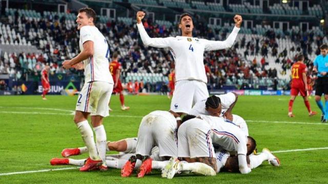 1633905418331086147.jpg selebrasi-pemain-prancis-08102021.jpg